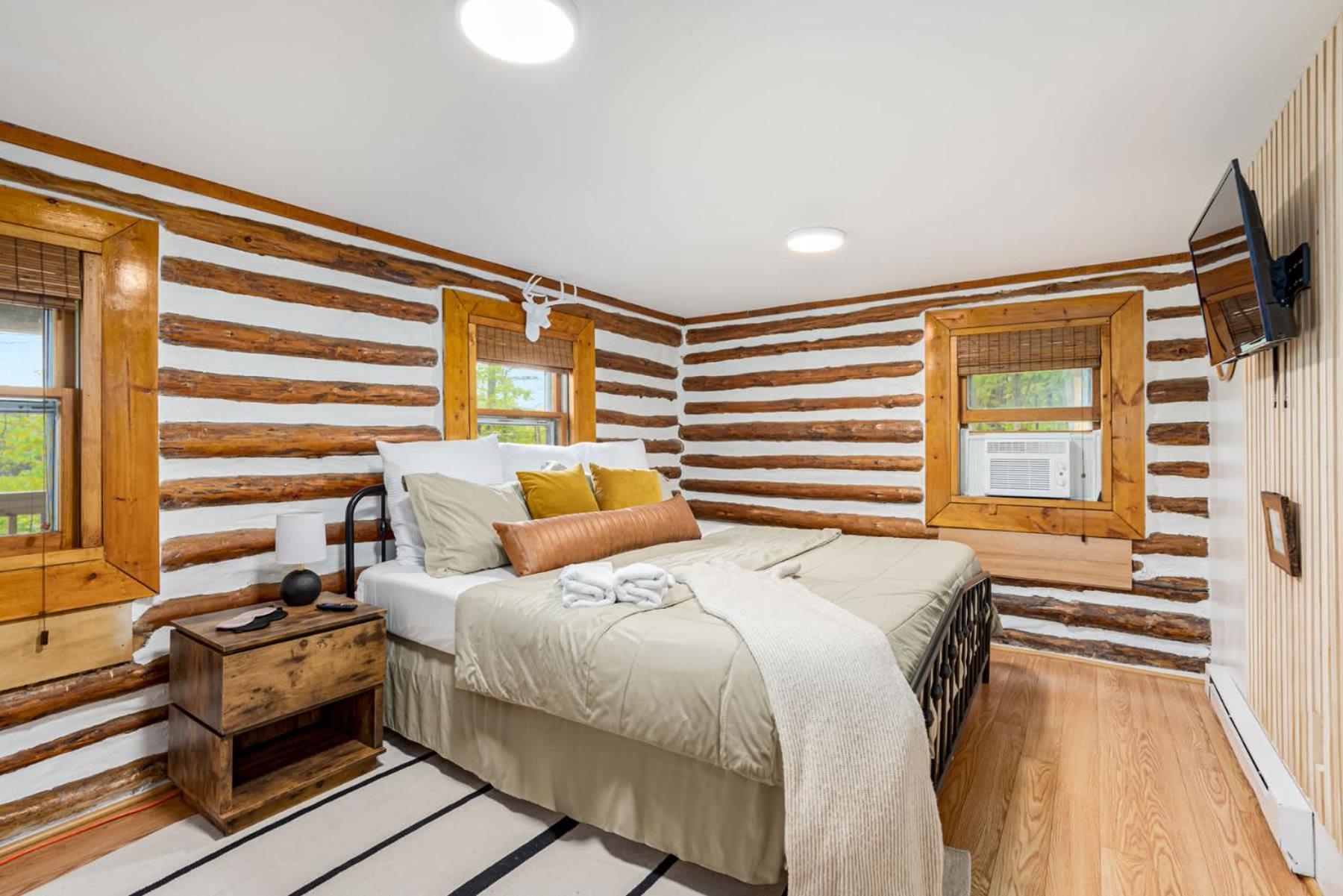 Modernized Log Cabin W Hot Tub Fire Pit & Views Berkeley Springs Ngoại thất bức ảnh